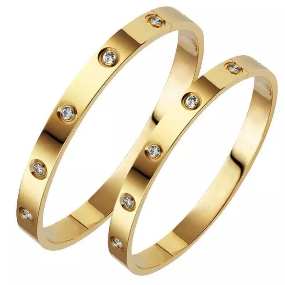 18k gold bangle